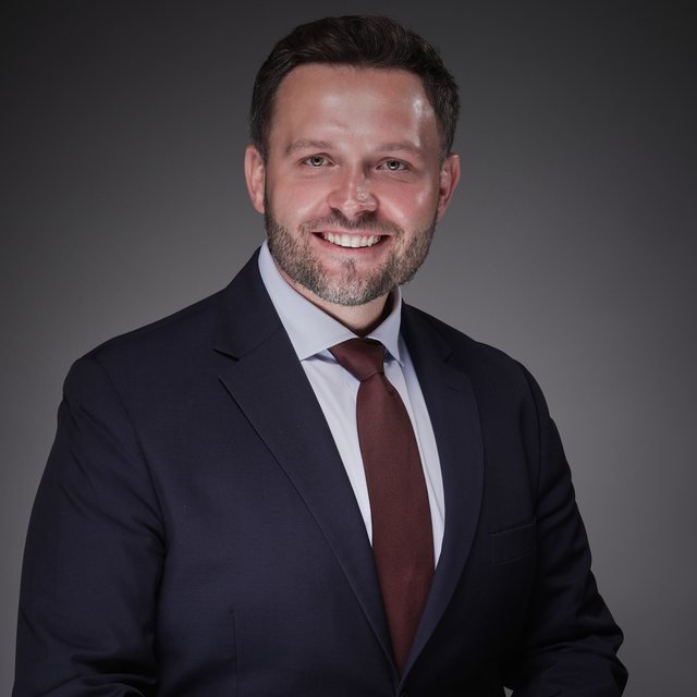 Karol Gnat — prowadzący program Master of YouTube